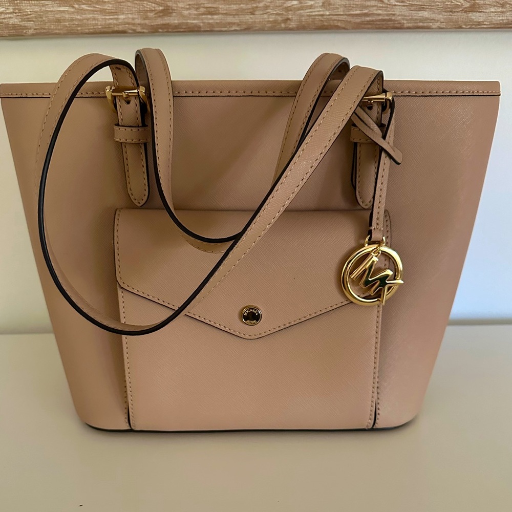 Medium Size Michael Kors tote bag